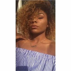 Meet your Posher, Francine